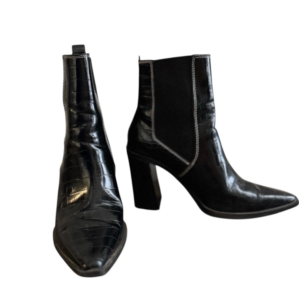 Steve Madden Black Croc-Patterned Heeled Booties